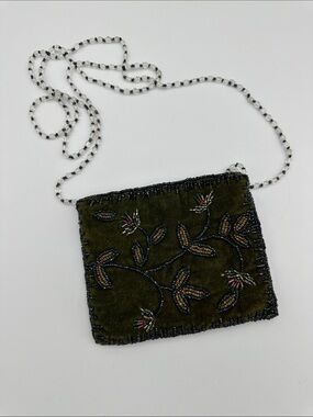 Moyna beaded floral clutch bag